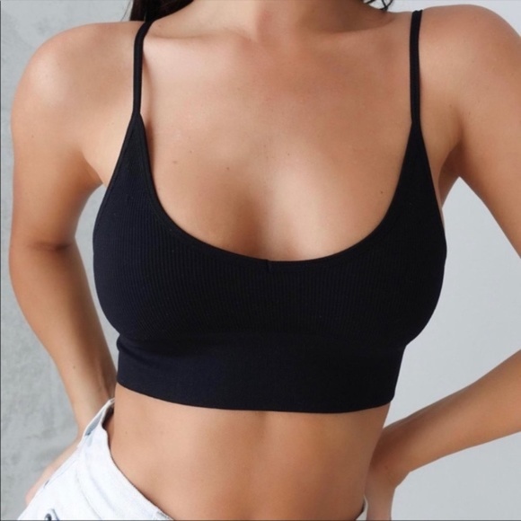 Black Low Back Seamless Bralette Minimalist - Picture 1 of 10